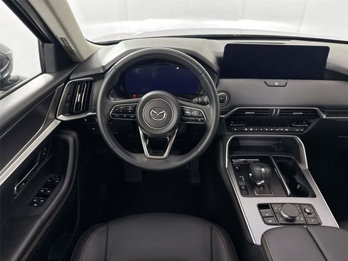 Certified 2025 MAZDA CX-90 Plug-In Hybrid w/ Preferred AWD/4WD image 32