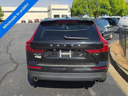Used 2020 Volvo XC60 T6 Momentum AWD/4WD image 9