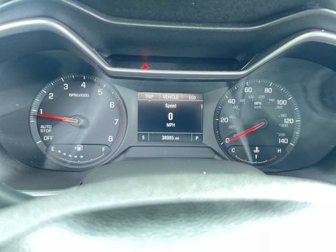 Used 2023 Chevrolet TrailBlazer LS FWD image 12