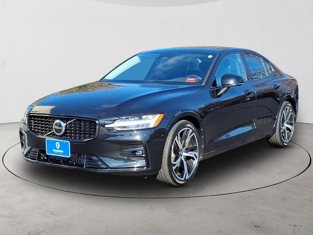 Used 2024 Volvo S60 B5 Core w/ Climate Package FWD image 1