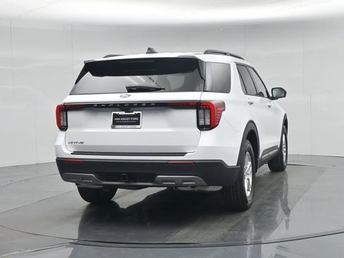 New 2026 Ford Explorer Active image 53