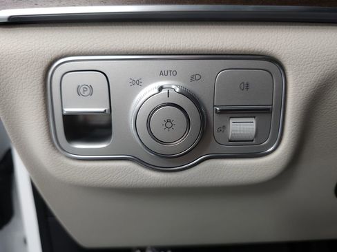Certified 2026 Mercedes-Benz GLE 350 4MATIC image 10