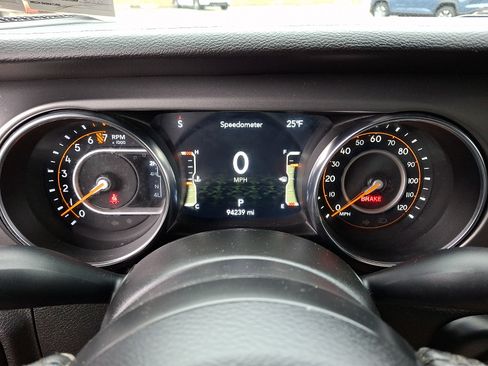 Used 2021 Jeep Gladiator Sport image 21