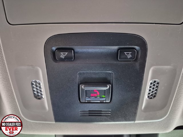 Used 2020 Toyota Camry SE FWD image 23