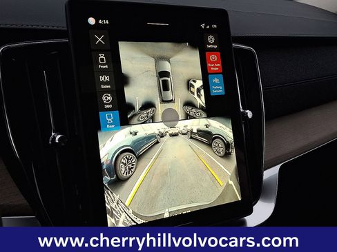 New 2026 Volvo XC90 B6 Plus w/ Protection Package Premier image 16