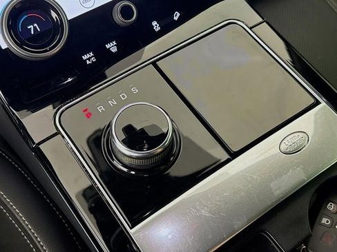 Used 2020 Land Rover Range Rover Velar R-Dynamic S image 19