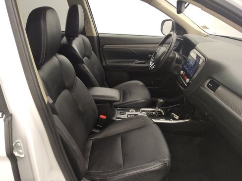 Used 2020 Mitsubishi Outlander SEL AWD/4WD image 21