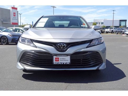 Certified 2019 Toyota Camry LE w/ Convenience Package FWD image 9
