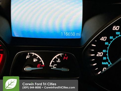 Used 2016 Ford Escape SE w/ Equipment Group 201A image 2