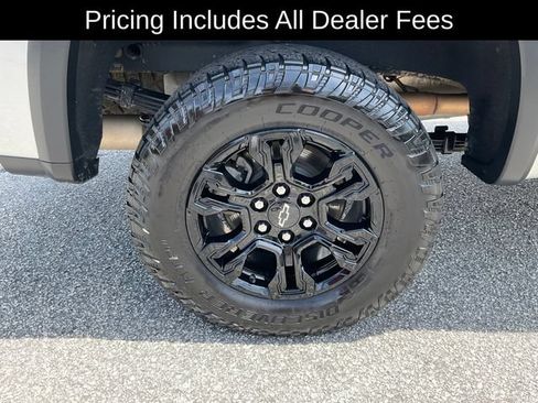 Used 2022 Chevrolet Silverado 1500 ZR2 w/ Technology Package AWD/4WD image 26