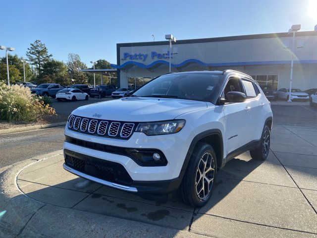 Used 2024 Jeep Compass Limited AWD/4WD image 4