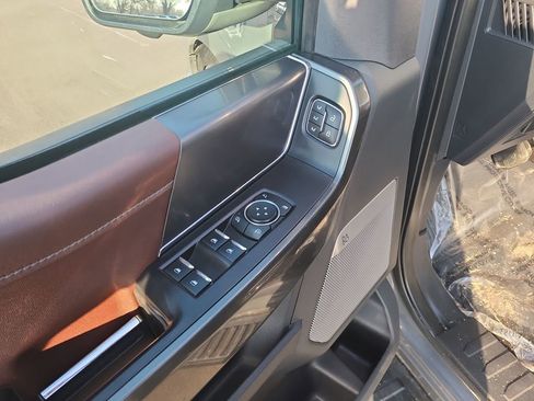 Used 2021 Ford F150 Lariat w/ Equipment Group 502A High image 23