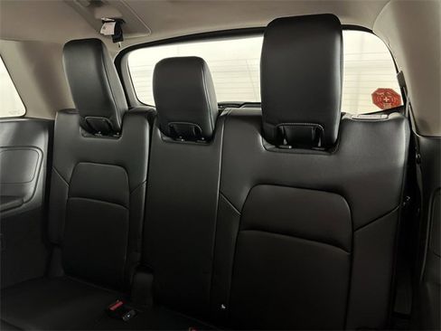 Certified 2024 Nissan Pathfinder SL w/ Cargo Package image 23