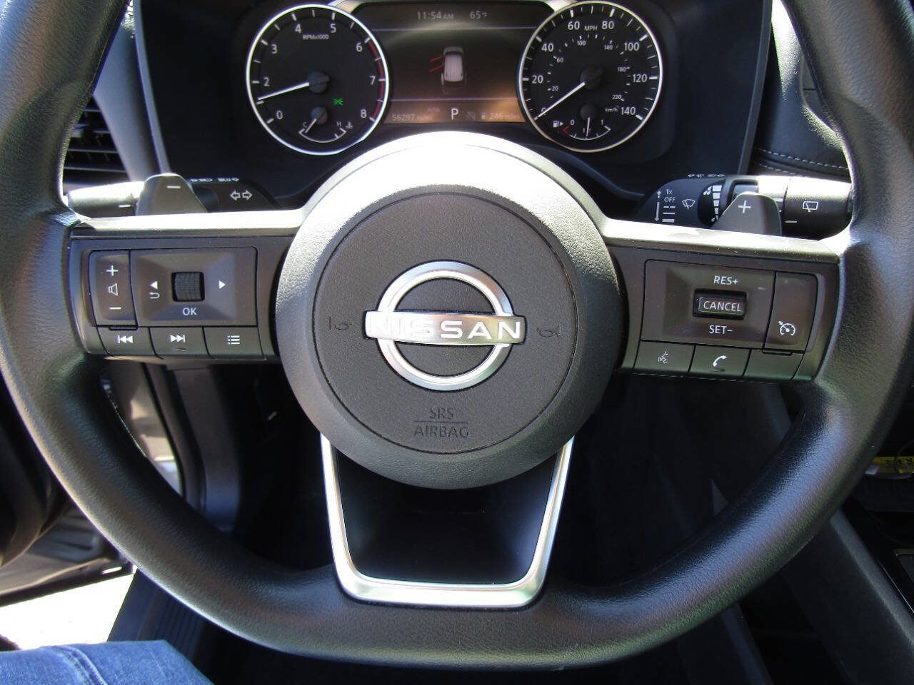 Used 2024 Nissan Rogue S AWD/4WD image 17