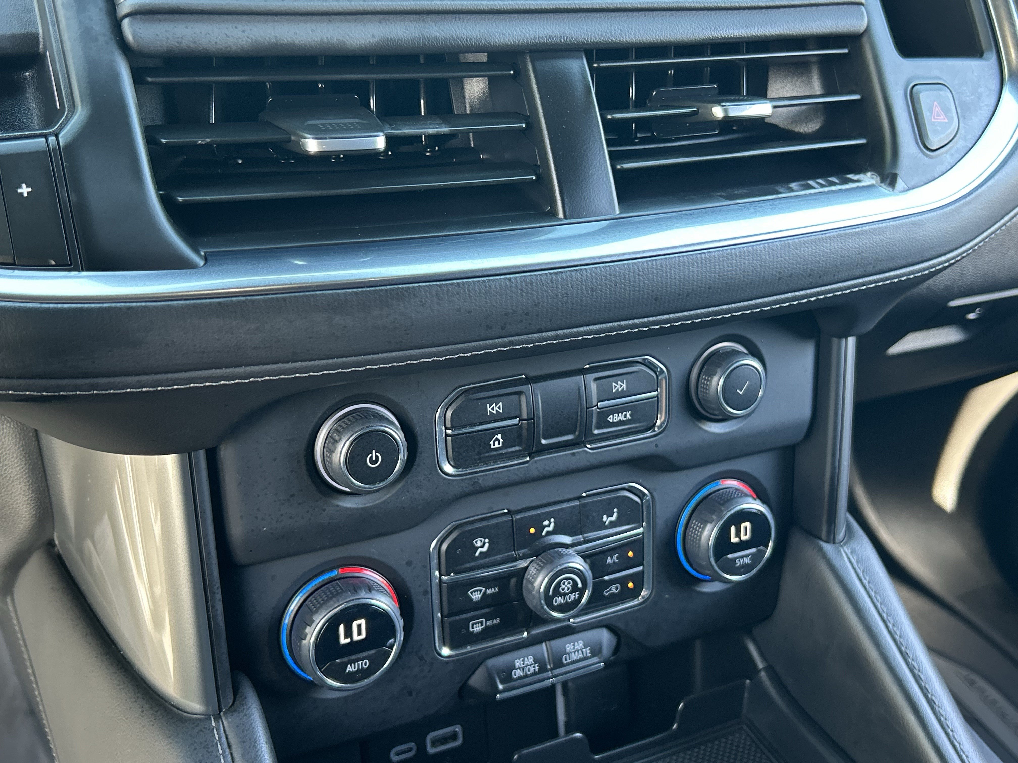 Used 2023 Chevrolet Tahoe LS AWD/4WD image 24