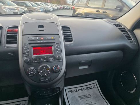 Used 2013 Kia Soul + image 13