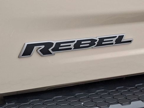 Used 2017 RAM 1500 Rebel w/ Luxury Group image 33