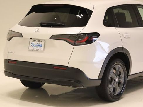 Used 2026 Honda HR-V LX image 7