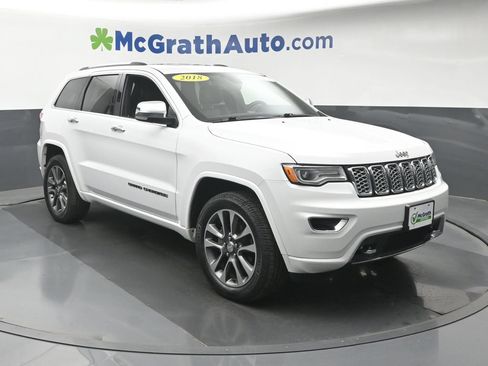 Used 2018 Jeep Grand Cherokee Overland AWD/4WD image 2