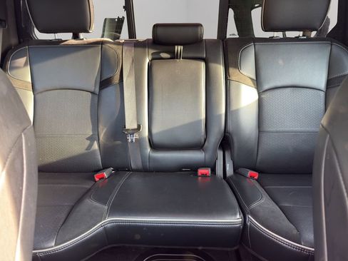 Used 2021 RAM 2500 Laramie w/ Night Edition image 17