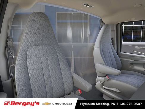 New 2025 Chevrolet Express 3500 Work Van w/ Power Convenience Package image 20
