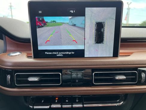 Used 2021 Lincoln Aviator Reserve w/ Elements Package Plus AWD/4WD image 29