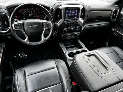 Used 2020 Chevrolet Silverado 1500 LT Trail Boss image 9