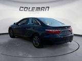 Used 2016 Toyota Camry SE image 3
