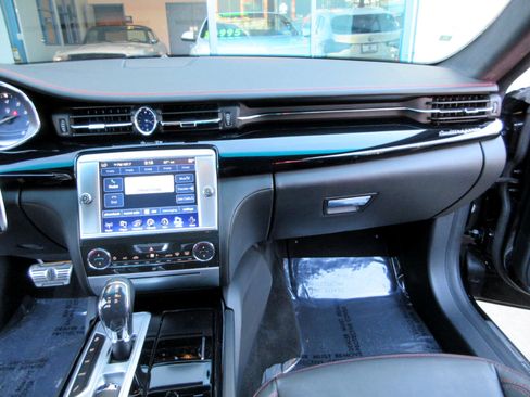 Used 2015 Maserati Quattroporte S Q4 image 49