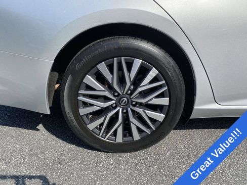 Used 2023 Nissan Altima 2.5 SV FWD image 8