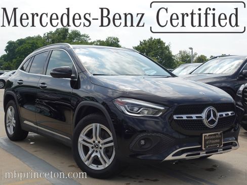 Used 2021 Mercedes-Benz GLA 250 4MATIC image 1