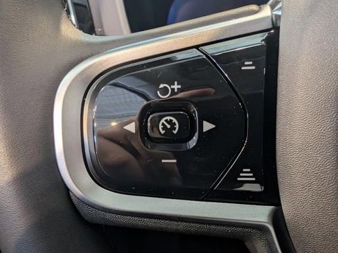 New 2026 Volvo XC60 B5 Ultra w/ Protection Package Premier AWD/4WD image 17