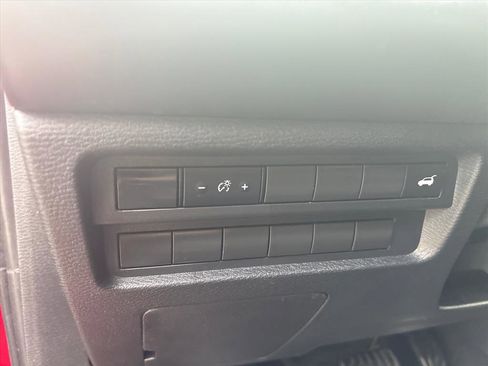 Used 2023 Mitsubishi Outlander SE image 21