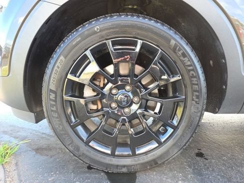 Used 2021 Kia Telluride EX w/ EX Premium Package AWD/4WD image 28