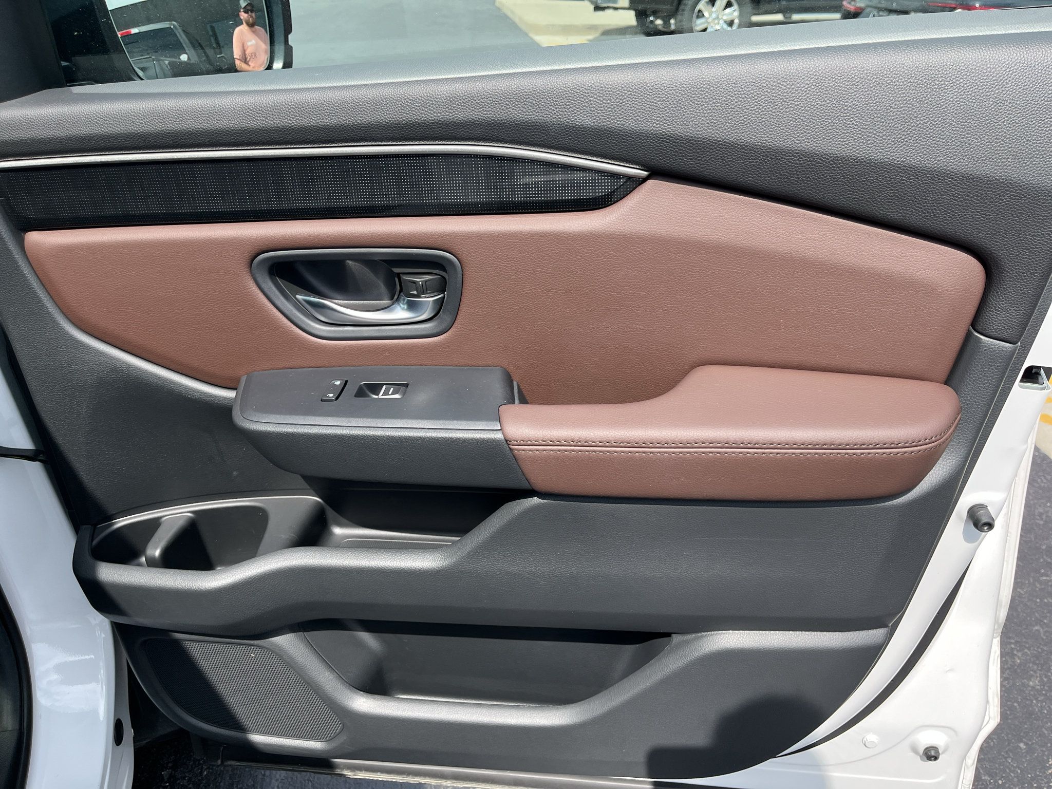 Used 2024 Honda Pilot Elite image 54