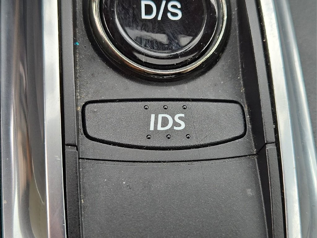 Used 2016 Acura MDX SH-AWD image 25