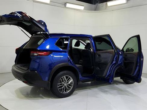 Used 2021 Nissan Rogue S FWD image 32