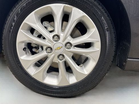 Used 2021 Chevrolet Spark LT image 28