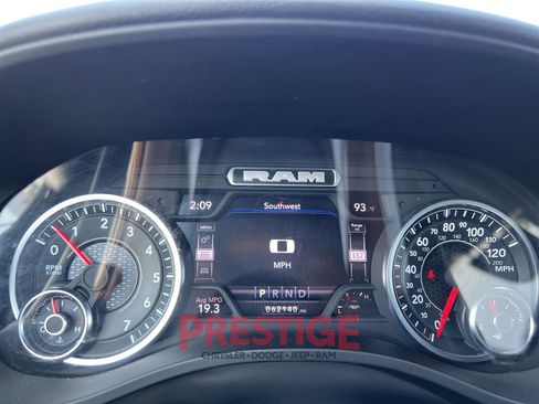 Used 2024 RAM 1500 Big Horn RWD image 34