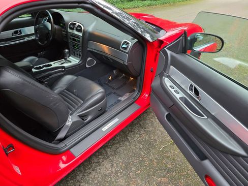 Used 2002 Ford Thunderbird image 12