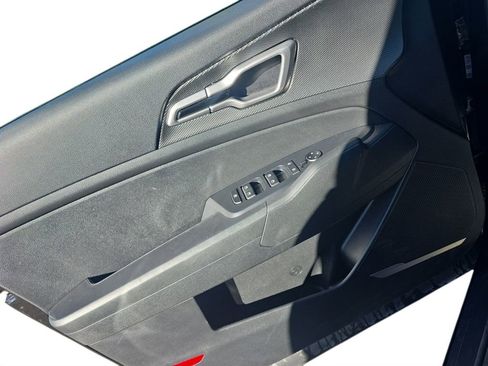 Used 2024 Kia Sportage LX image 17