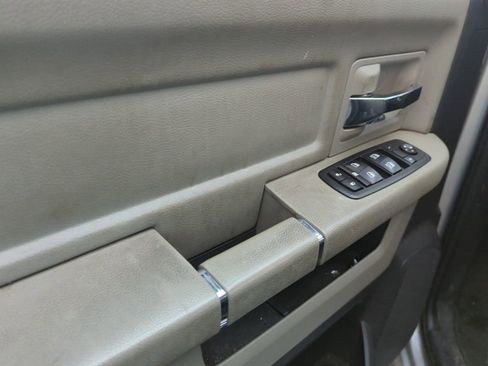 Used 2011 RAM 1500 Big Horn image 9