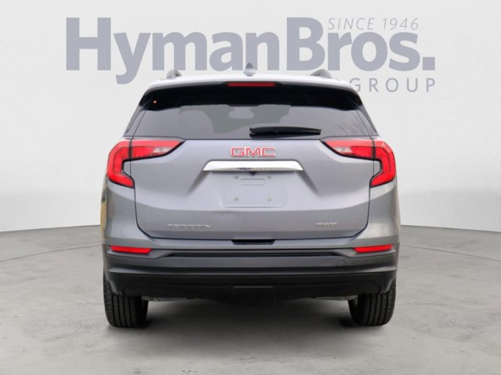 Used 2020 GMC Terrain SLE w/ Driver Convenience Package AWD/4WD image 4