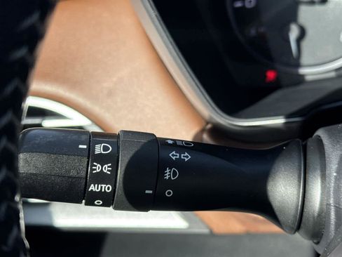 Used 2020 Subaru Outback Touring XT image 22