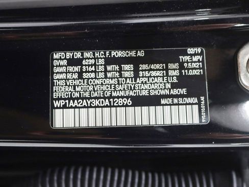 Used 2019 Porsche Cayenne image 39