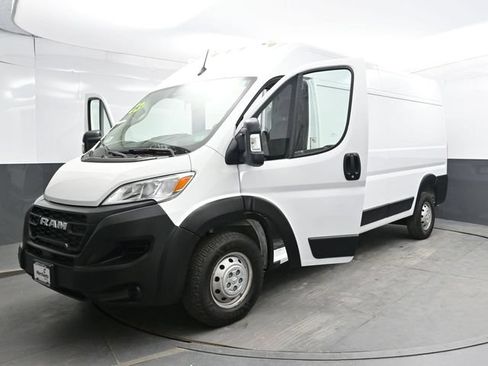 Used 2023 RAM ProMaster 2500 FWD image 40