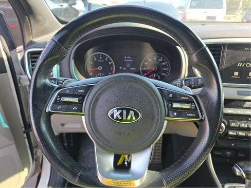 Used 2022 Kia Sportage Nightfall Edition w/ Nightfall Fwd Premium Package image 6