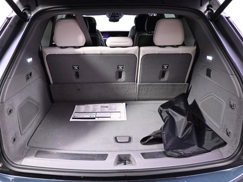 New 2025 Cadillac Escalade IQ Sport 1 w/ LPO, ONYX Package image 19