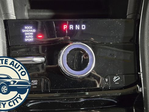 Used 2022 Jeep Grand Cherokee Limited 4xe image 16