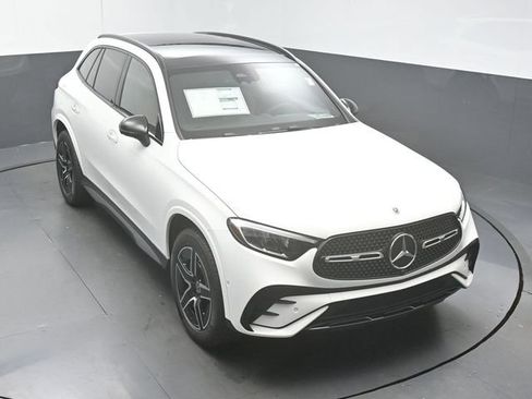 Used 2026 Mercedes-Benz GLC 300 image 43